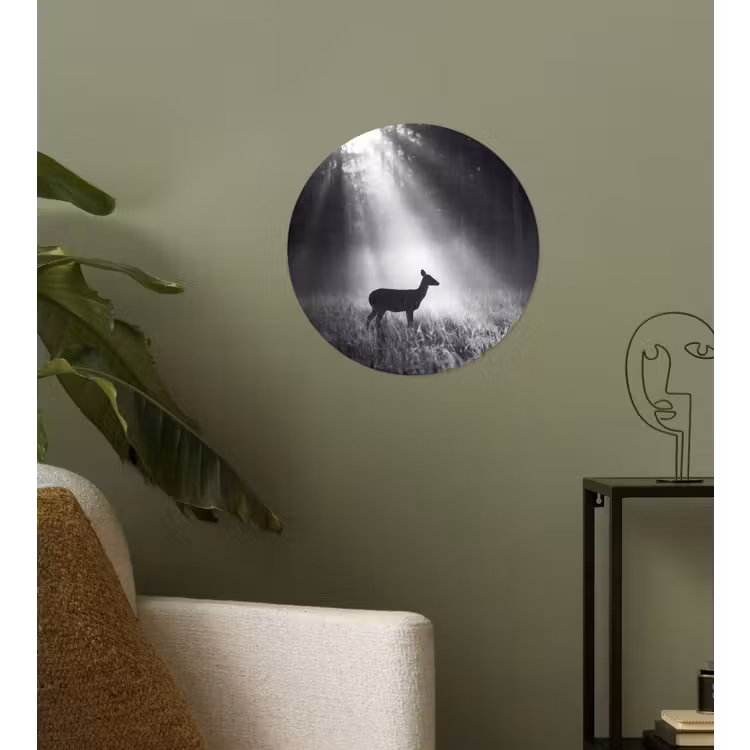 Hert - Bos - Zonnestralen - Zwart-wit - Natuur Wandcirkel behangsticker klein -sfeer2