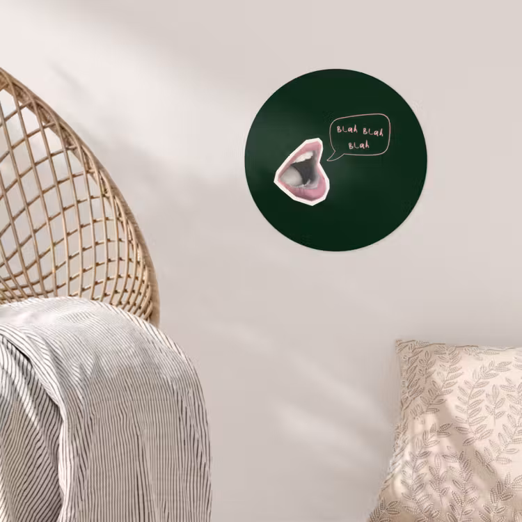 Illustratie - Mond - Donkergroen - Tekstwolkje Wandcirkel behangsticker klein -sfeer4