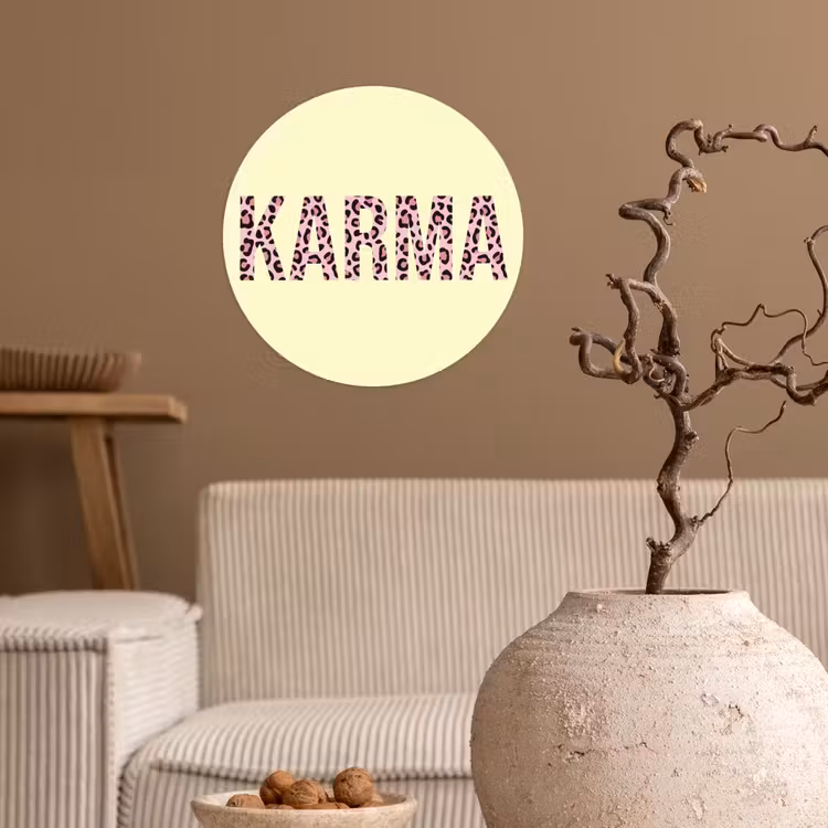 Karma - Luipaardprint - Geel Wandcirkel behangsticker klein -sfeer1