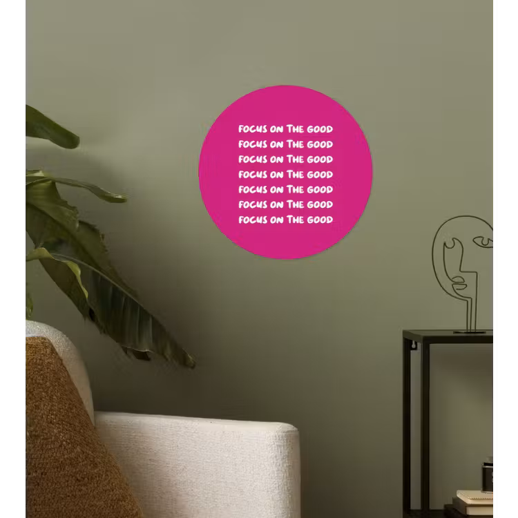 Focus on the good - Roze - wit Wandcirkel behangsticker klein -sfeer2