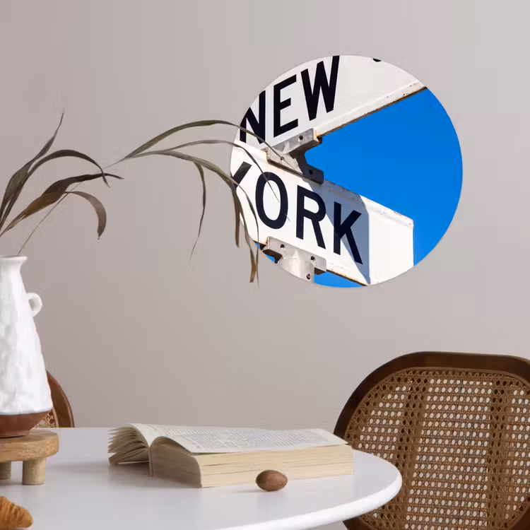 New York - Straatbord - Stad - Urban - Blauw Wandcirkel behangsticker klein -sfeer3