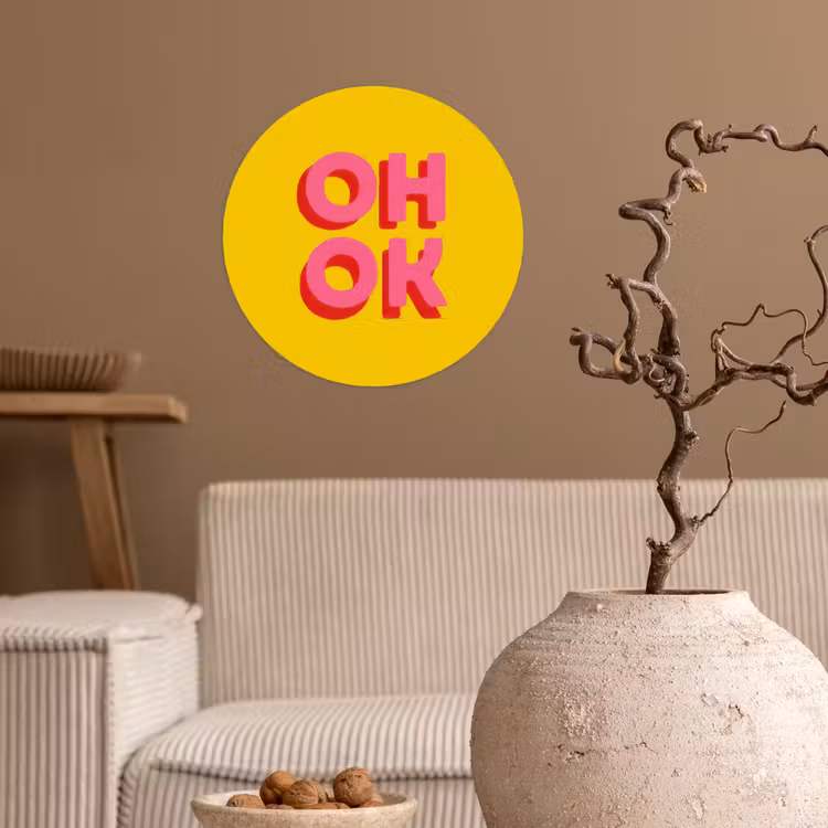 Oh ok - 3D - Geel - Roze Wandcirkel behangsticker klein -sfeer1