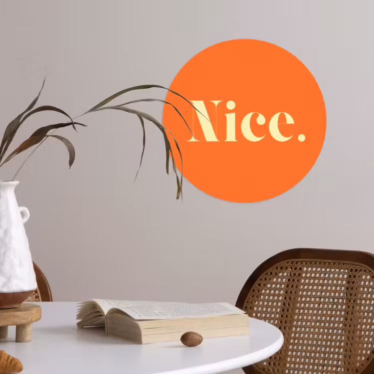 Oranje - Gebroken wit - Nice Wandcirkel behangsticker klein -sfeer3