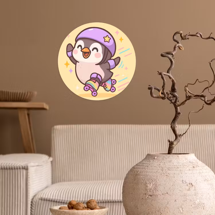 Pinguïn - Rolschaatsen - Geel - Energiek Wandcirkel behangsticker klein -sfeer1
