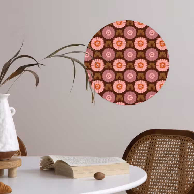 Retro - Madelief - Roze Wandcirkel behangsticker klein 186 -sfeer3