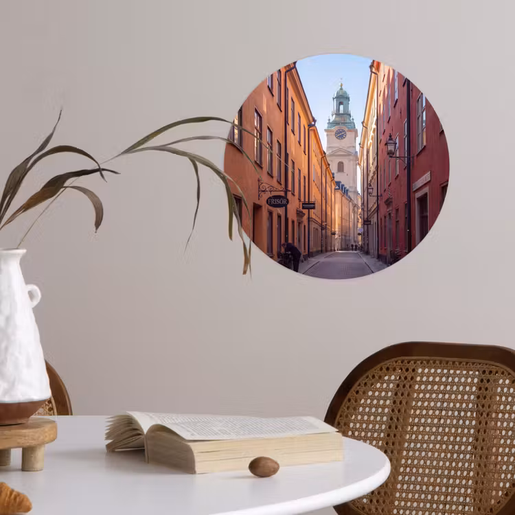 Straat - Klokkentoren - Stad - Architectuur - Historisch Wandcirkel behangsticker klein -sfeer3