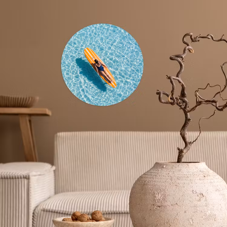 Surfboard - Water - Badpak - Oranje Wandcirkel behangsticker klein -sfeer1