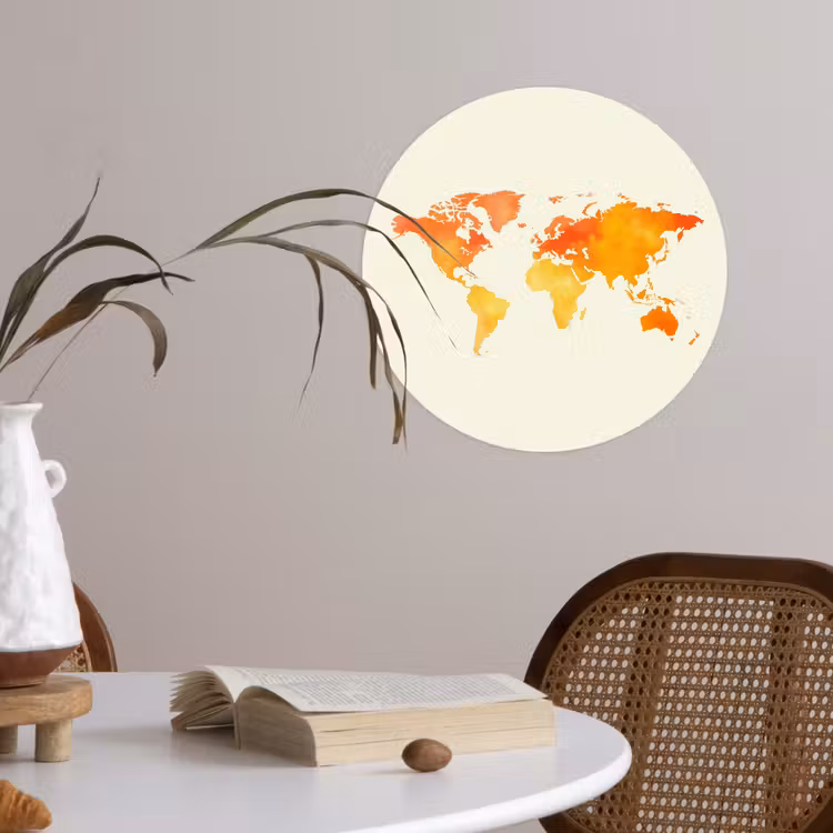 Wereldkaart - Oranje - Kleurrijk Wandcirkel behangsticker klein -sfeer3