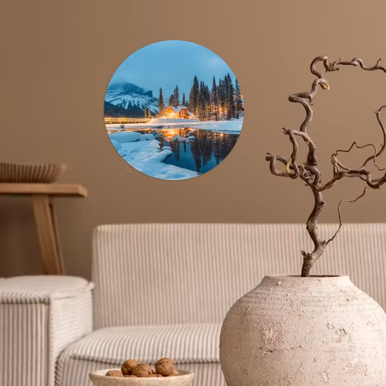Winterlandschap - Natuur - Huis - Bergen - Sneeuw Wandcirkel behangsticker klein -sfeer1