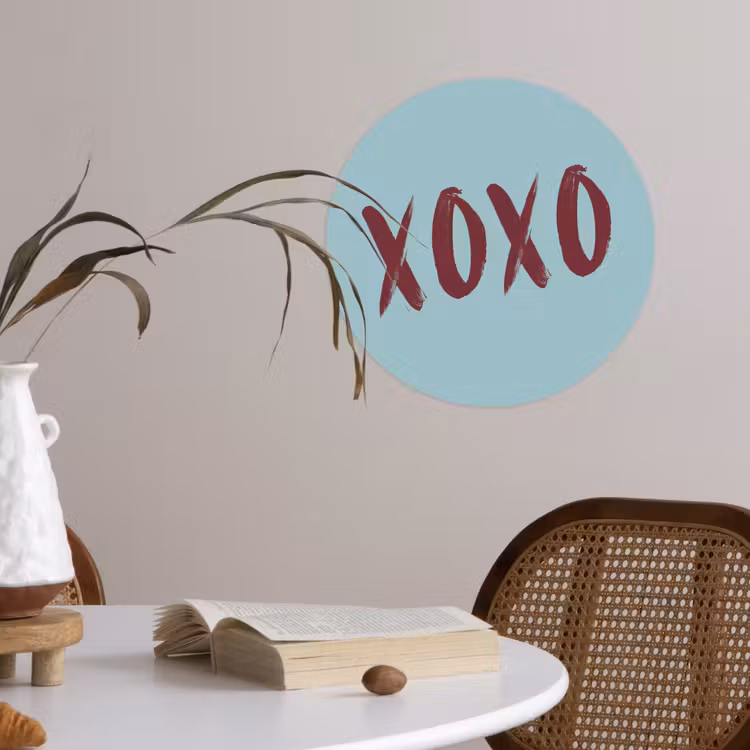 XOXO - Blauw - Rood Wandcirkel behangsticker klein -sfeer3