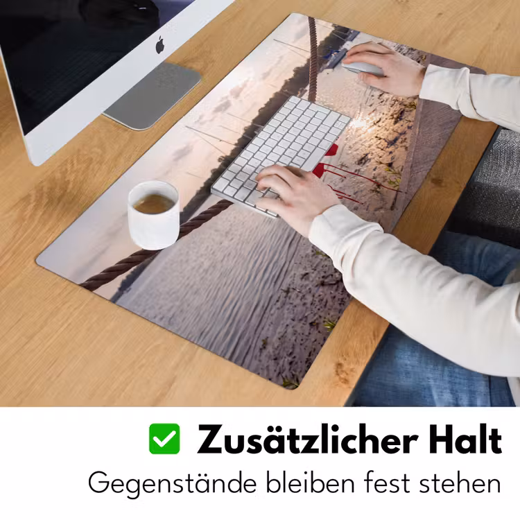 Schreibtischunterlage - Bademode – Rot – Sommer – Wasser – Sonnenuntergang - Badkleding - Rood - Zomer - Water - Zonsondergang Muismat XXL klein