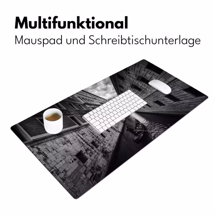 Boot - Waterweg - Stad - Zwart-wit - Architectuur Muismat XXL klein -ysfeer4_duits