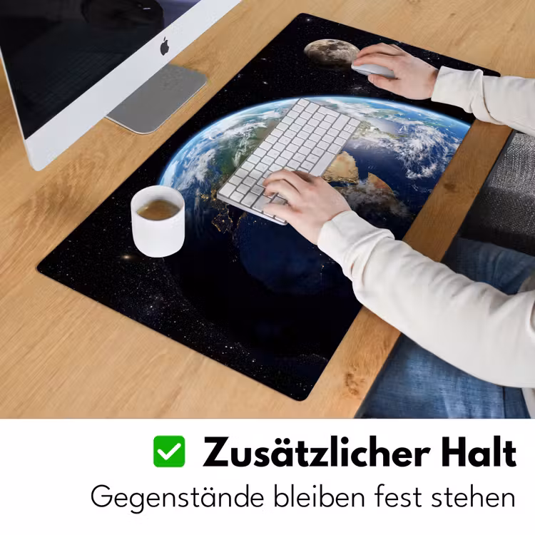Aarde - Ruimte - Blauw - Groen Muismat XXL klein -ysfeer3_duits