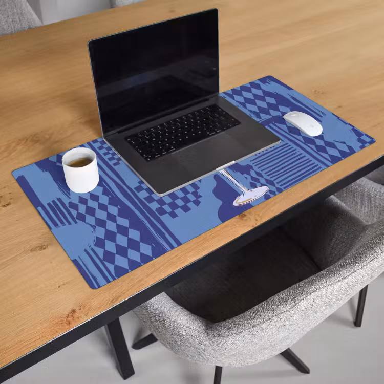 Schreibtischunterlage - Frau – Martini-Glas – Abstrakt – Blau – Kunst - Vrouw - Martini glas - Abstract - Blauw - Kunst Muismat XXL klein