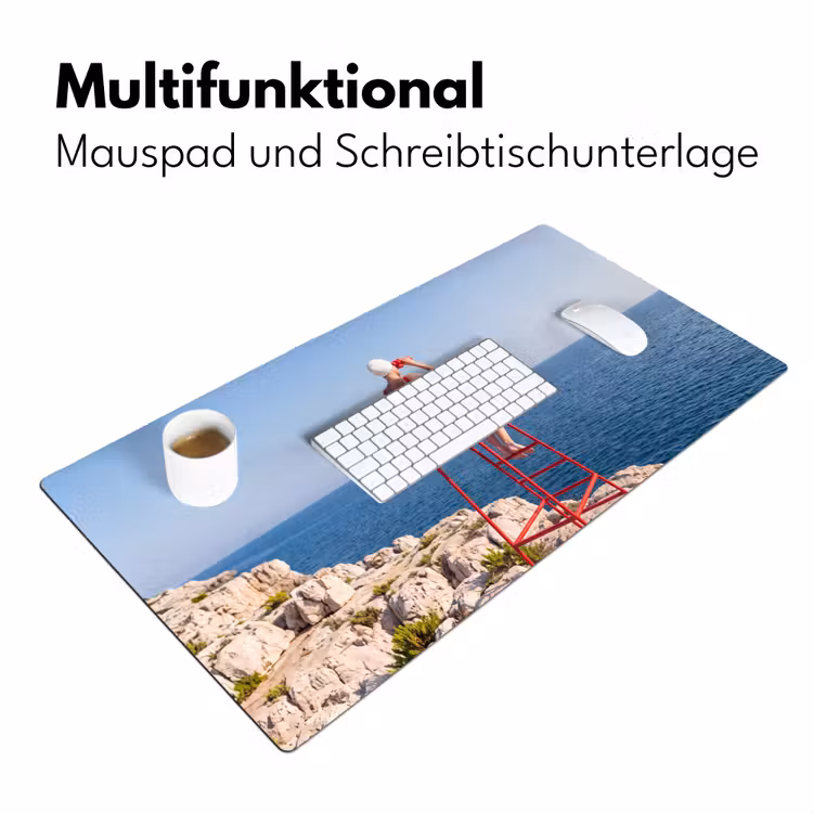 Schreibtischunterlage - Frau – Meer – Küste – Fernglas – Rot - Vrouw - Zee - Kust - Verrekijker - Rood Muismat XXL klein