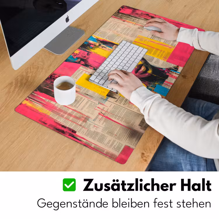 Vrouwengezicht - Krantenpapier - Abstract - Roze Muismat XXL klein -ysfeer3_duits