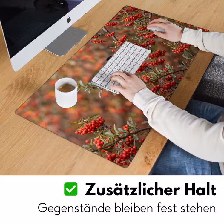 Goudvink - Bessen - Herfst - Natuur - Kleurrijk Muismat XXL klein -ysfeer3_duits