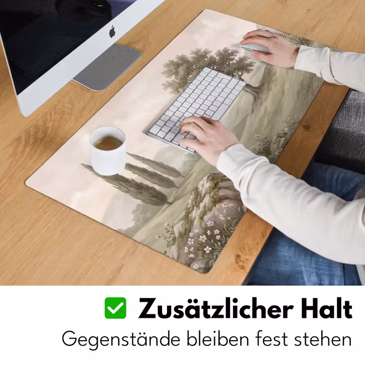 Heuvellandschap - Bomen - Natuur - Groen Muismat XXL klein -ysfeer3_duits