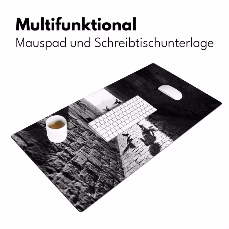 Kind - Vogel - Straat - Zwart-wit - Spelen Muismat XXL klein -ysfeer4_duits