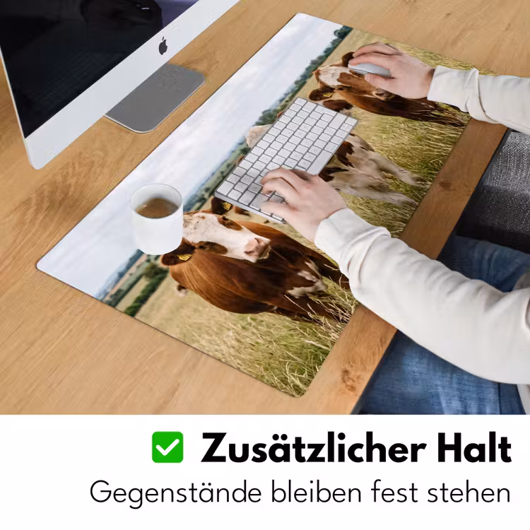 Koeien - Portret - Weide - Boerderij - Nieuwsgierig Muismat XXL klein -ysfeer3_duits