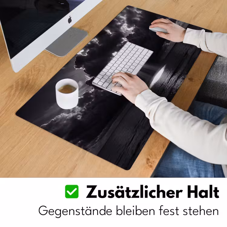 Licht - Wolken - Zee - Zwart-wit - Natuur Muismat XXL klein -ysfeer3_duits