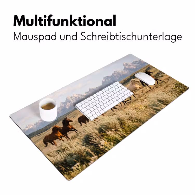 Paarden - Kudde - Bergen - Vrijheid - Wild Muismat XXL klein -ysfeer4_duits