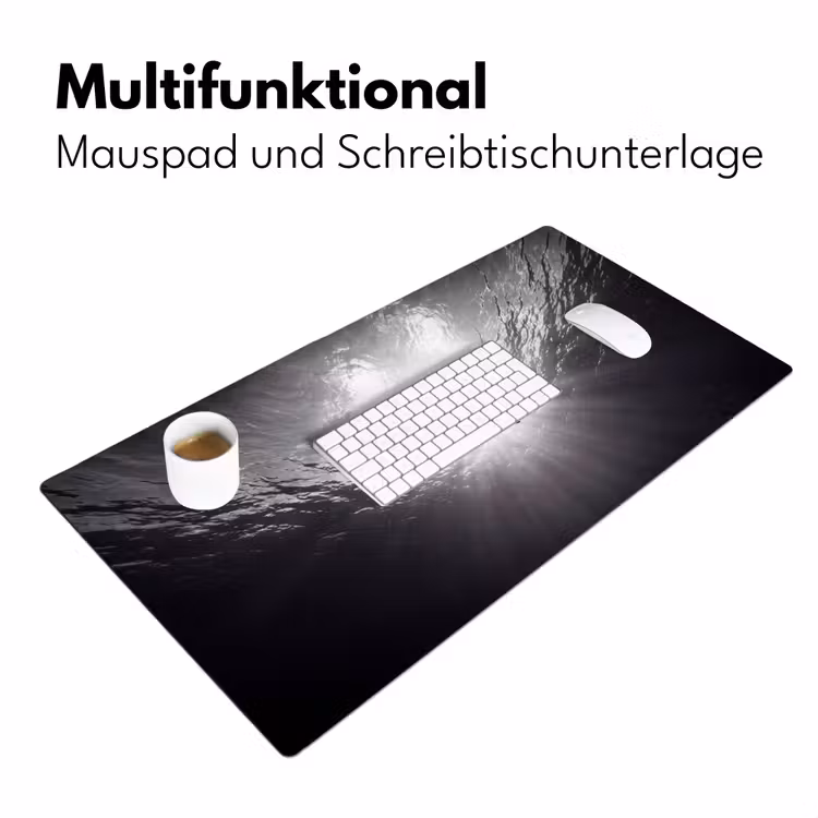 Schildpad - Onderwater - Lichtstralen - Oceaan - Zwart-wit Muismat XXL klein -ysfeer4_duits