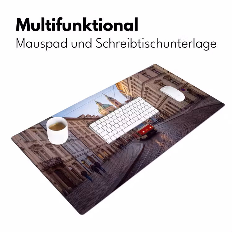 Tram - Straat - Stadsgezicht - Klassiek - Rood Muismat XXL klein -ysfeer4_duits