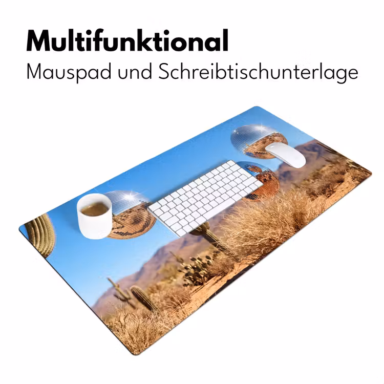 Schreibtischunterlage - Wüste – Spiegelkugel – Kunst - Woestijn - Spiegelbal - Kunst Muismat XXL klein