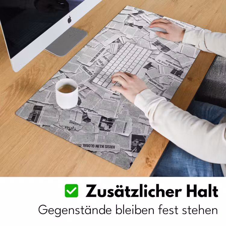 Krant - Versnipperd - Textuur - Zwart-wit - Abstract Muismat XXL klein -ysfeer3_duits