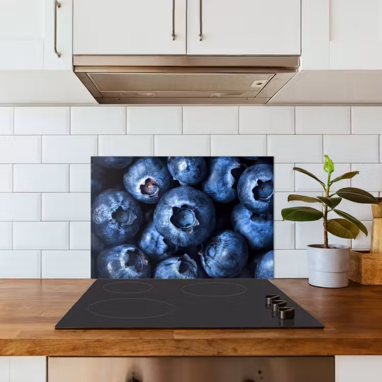 Bessen - Blauw - Fruit keuken achterwand spatscherm klein -sfeer2