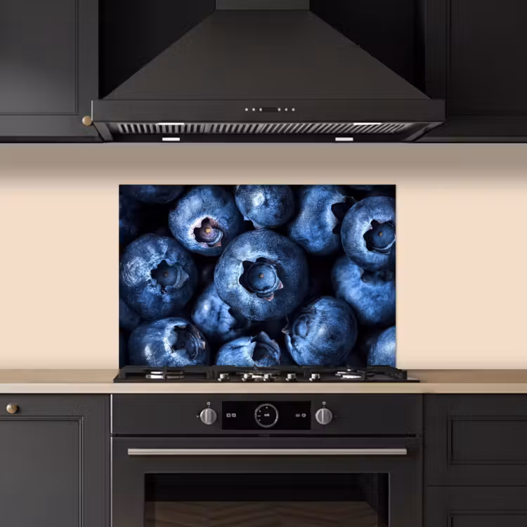 Bessen - Blauw - Fruit keuken achterwand spatscherm klein -sfeer1