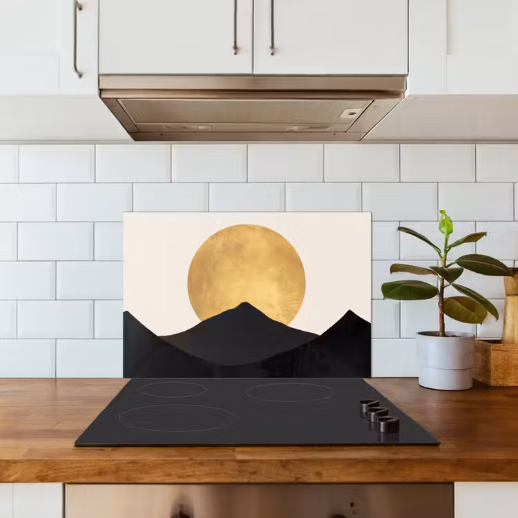 Bergsilhouetten - Gouden cirkel - Beige keuken achterwand spatscherm klein -sfeer2