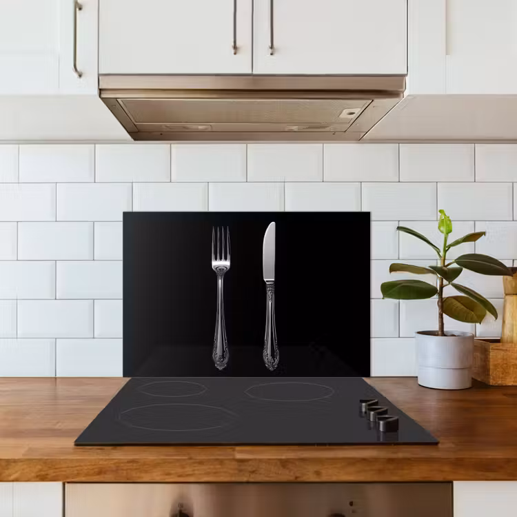 Vork - Mes - Zilver keuken achterwand spatscherm klein -sfeer2