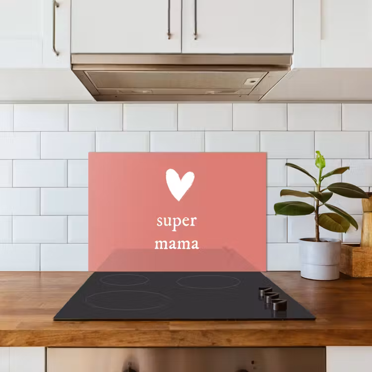 Presentje voor Moederdag super mama roze/wit keuken achterwand spatscherm klein -sfeer2