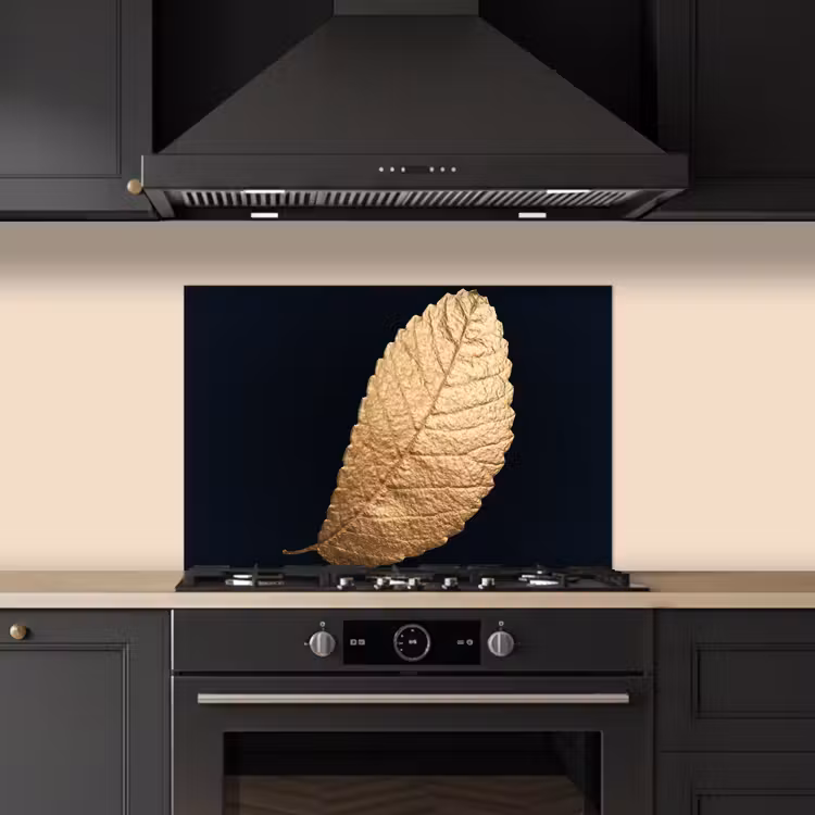 Goud - Bladeren - Zwart - Planten - Luxe - Natuur keuken achterwand spatscherm klein -sfeer1