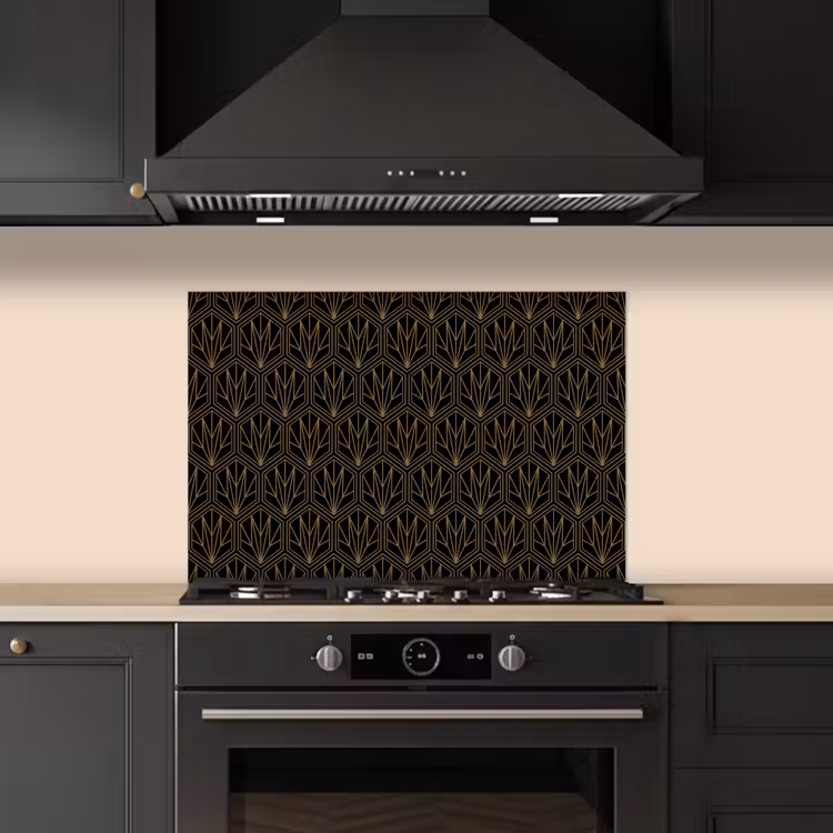 Goud - Zwart - Lijnen keuken achterwand spatscherm klein 900 -sfeer1