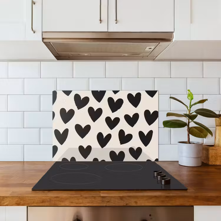 Hartjes - Zwart - Beige keuken achterwand spatscherm klein -sfeer2