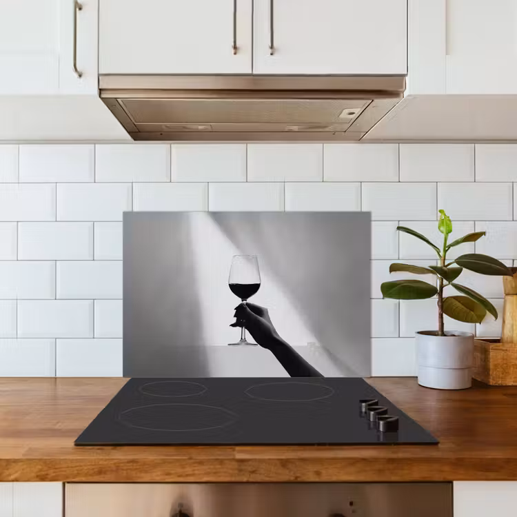 Lichtinval - Wijn - Rood - Glas keuken achterwand spatscherm klein -sfeer2