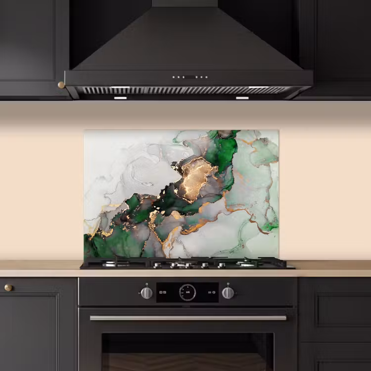 Marmer - Goud - Groen - Luxe keuken achterwand spatscherm klein -sfeer1