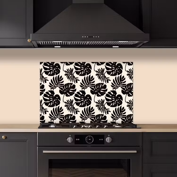 Modern - Monstera - Zwart keuken achterwand spatscherm klein 900 -sfeer1