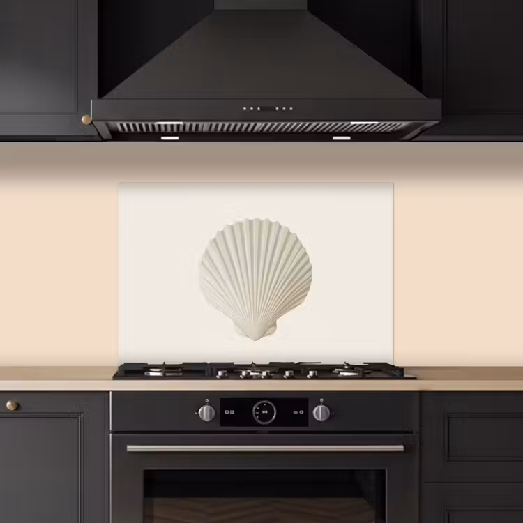 Schelp - Minimalistisch - Wit keuken achterwand spatscherm klein -sfeer1