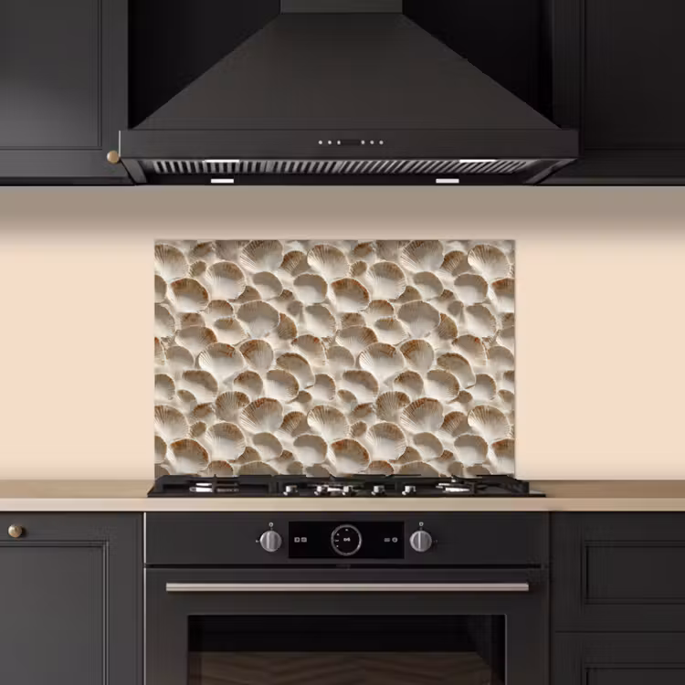 Schelpen - Waaiervorm - Wit keuken achterwand spatscherm klein 900 -sfeer1