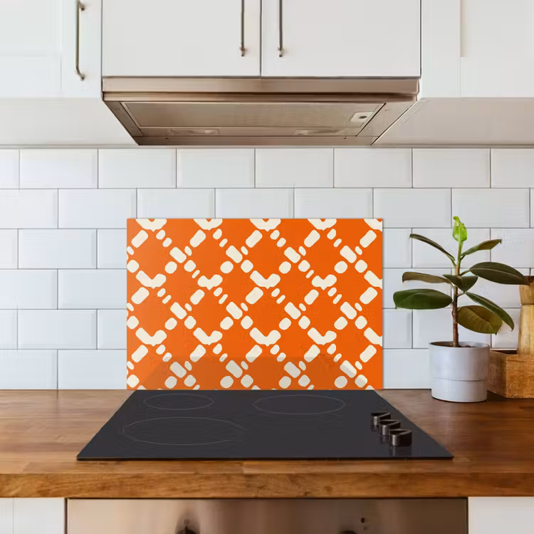 Oranje - Ruitpatroon - Wit keuken achterwand spatscherm klein 900 -sfeer2