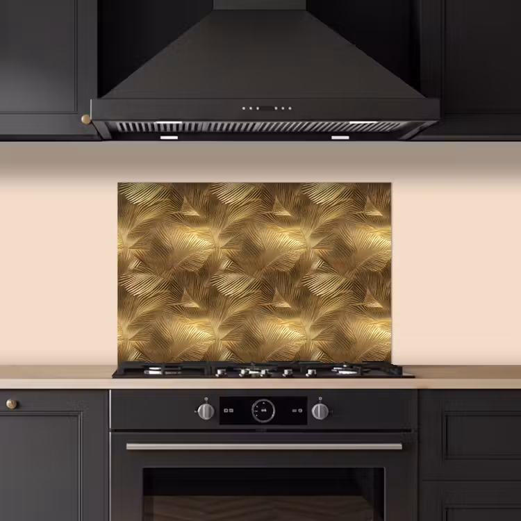 Palm - Waaier - Goud keuken achterwand spatscherm klein 900 -sfeer1