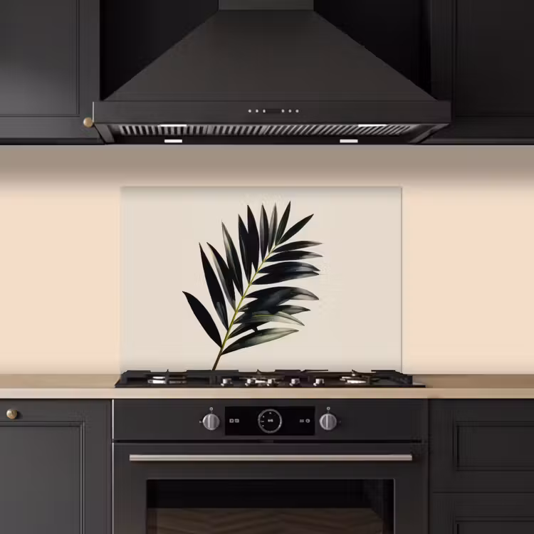 Palmblad - Subtiel - Groen - beige keuken achterwand spatscherm klein -sfeer1