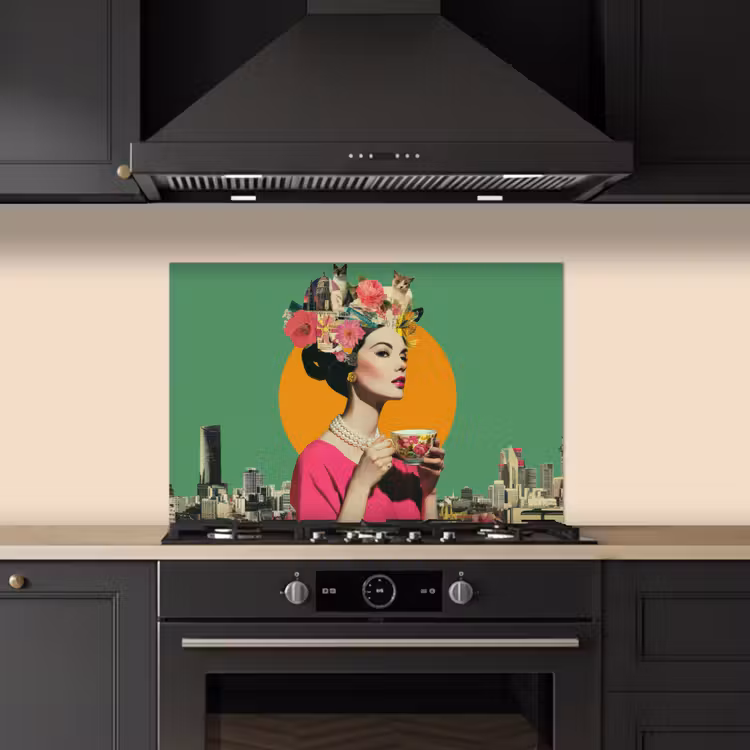 Retro - Vrouw - Stad - Zon keuken achterwand spatscherm klein -sfeer1
