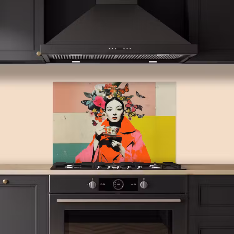 Retro - Vrouw - Kopje - Vlinders keuken achterwand spatscherm klein -sfeer1