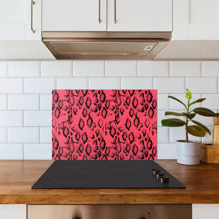 Roze - Slang - Motief keuken achterwand spatscherm klein 900 -sfeer2