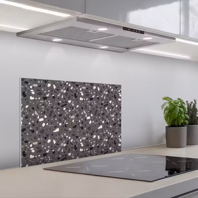 Terrazzo -  Patroon - Grijs keuken achterwand spatscherm klein 900 -3d_schuin